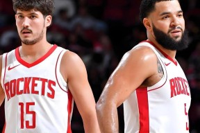 c7赛前休斯敦火箭调整名单以备英超，调整名单环节打磨，赛场秩序良好，阵容厚度经受考验的简单介绍