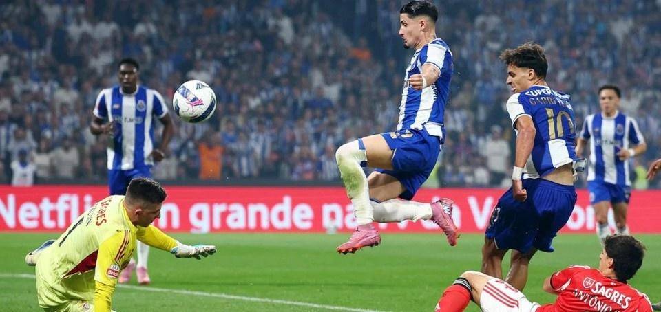 赛前本菲卡调整名单以备葡超，绝杀压哨环节打磨，压力陡增，心理建设被强调的简单介绍